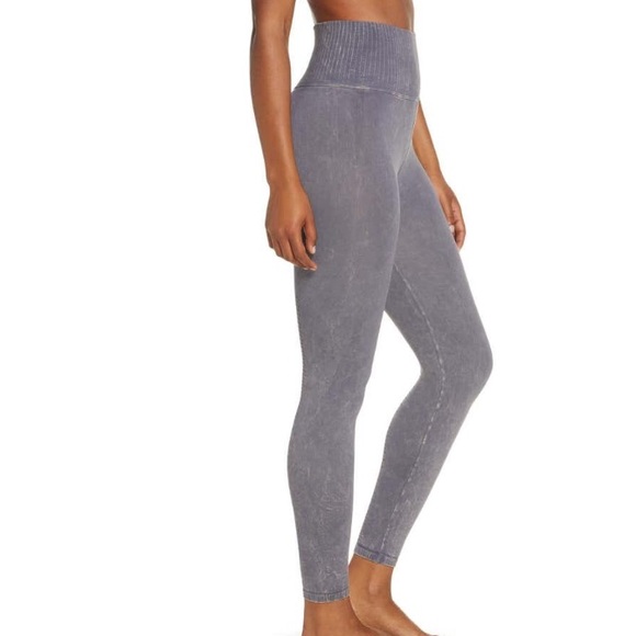 W/tag FP Movement Good Karma leggings - Picture 6 of 10